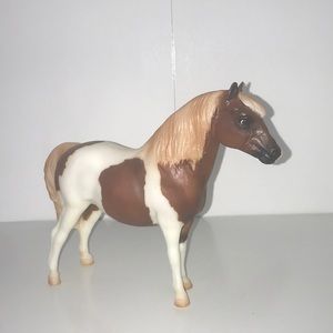 traditional breyer pony!